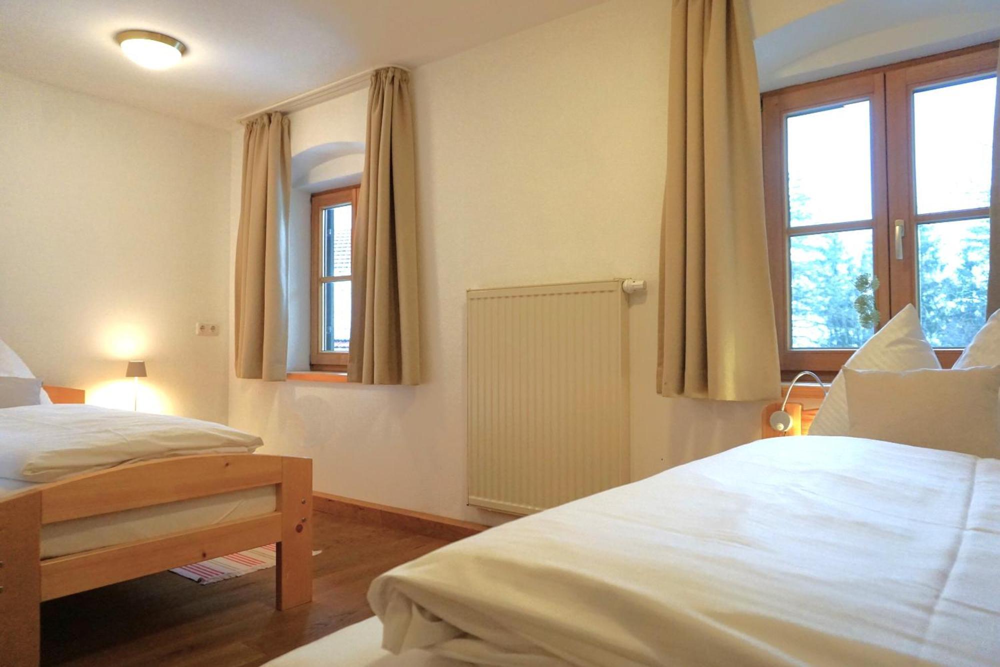 Landhotel Und Gasthof Kirchberger Wildsteig Habitación foto